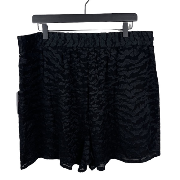 NWT Good American Zebra Shorts Sheer Pull On Black Size 5 Drawstring - Picture 4 of 5